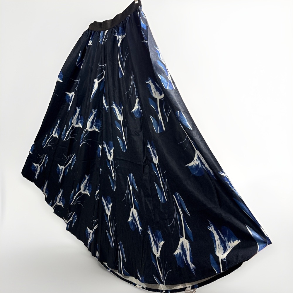 NWT Dark Blue Moody Floral Tulip Elastic High Waisted Flowy Maxi Skirt Large